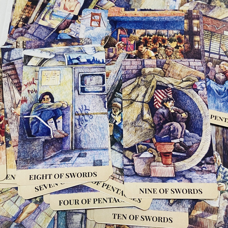 City Labyrinth Tarot cards 78  - Board Game Live review and price