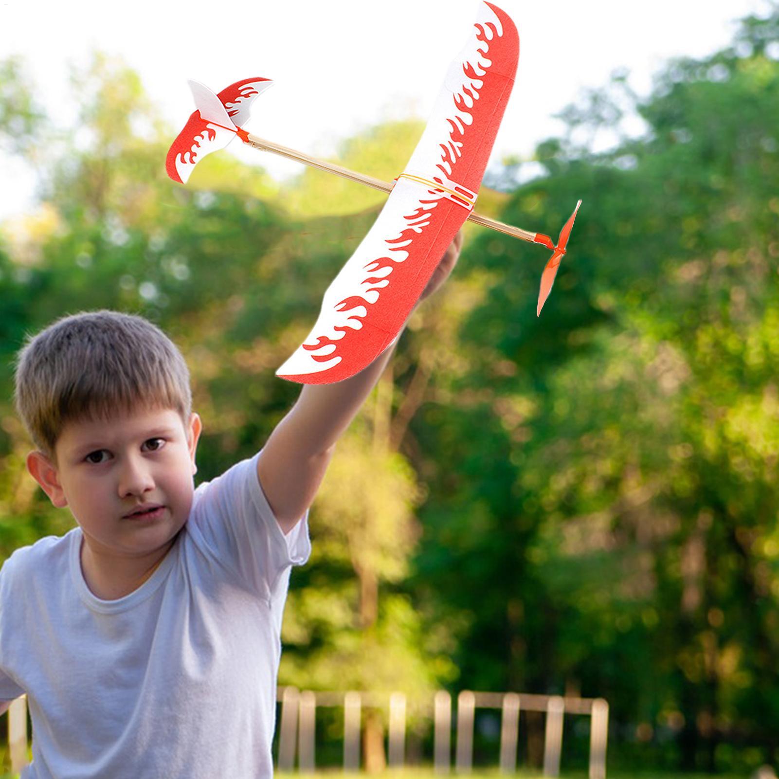Rubber Band Airplanes Powered  - Board Game Family review and price
