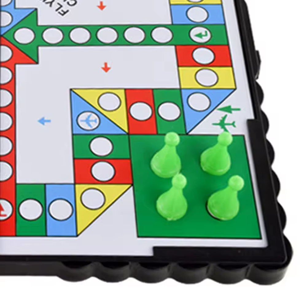 Foldable magnetic flying chess - Board Game Quacks review and price